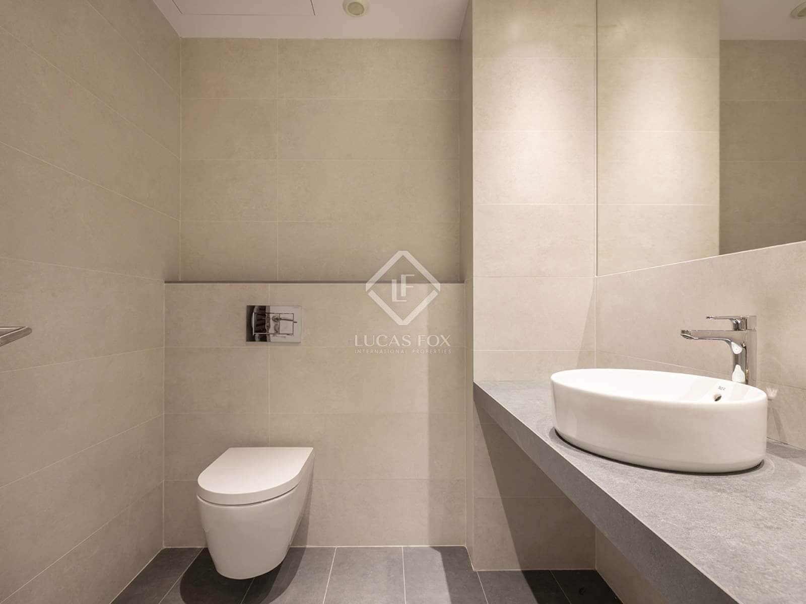 Appartement de 3 chambres à louer à Barcelone ville - 3 100 € (Ref: 7898733)