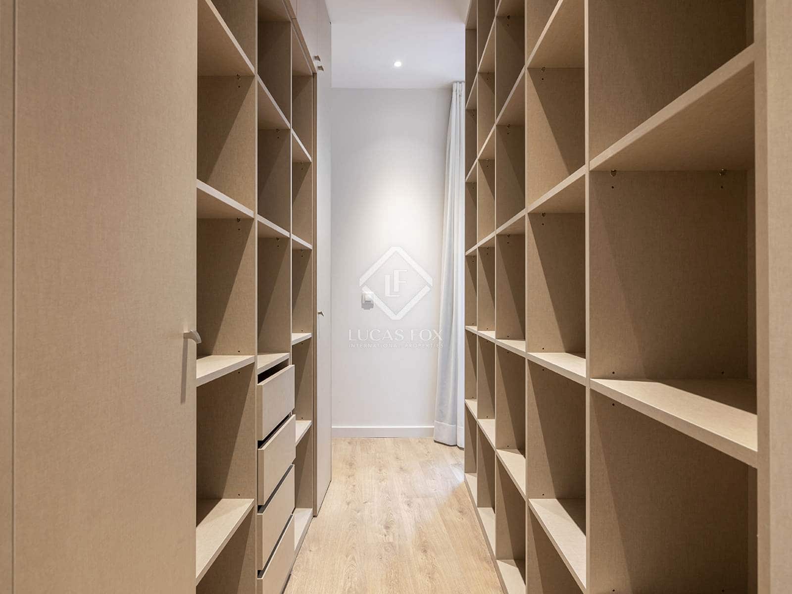 Appartement de 3 chambres à louer à Barcelone ville - 3 100 € (Ref: 7898733)