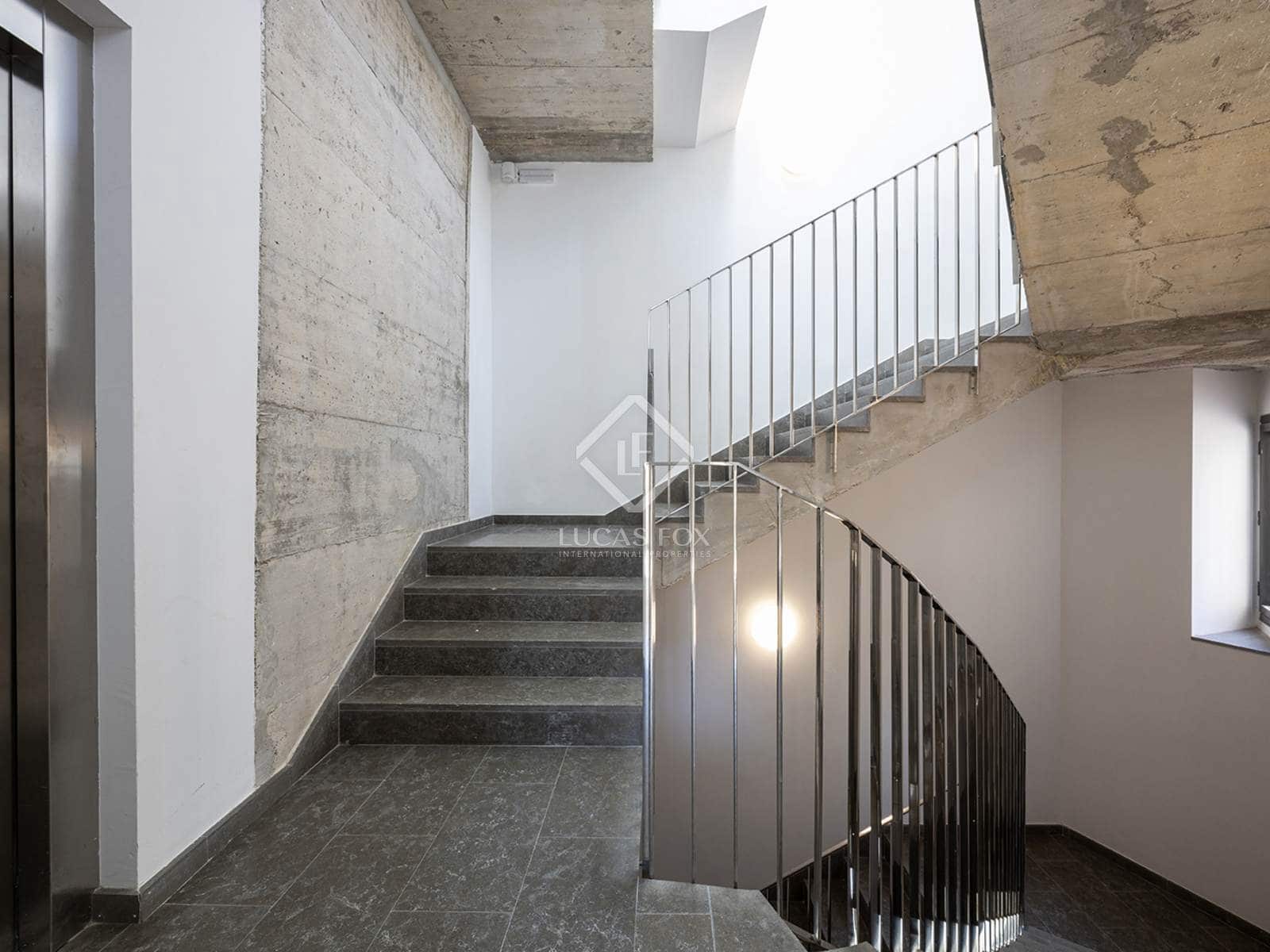 Appartement de 3 chambres à louer à Barcelone ville - 3 100 € (Ref: 7898733)