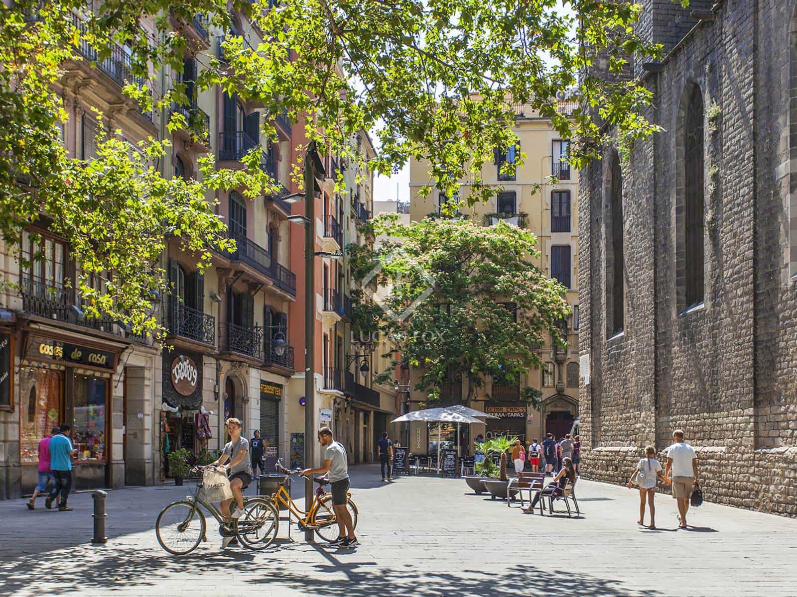 Appartement de 3 chambres à louer à Barcelone ville - 3 100 € (Ref: 7898733)
