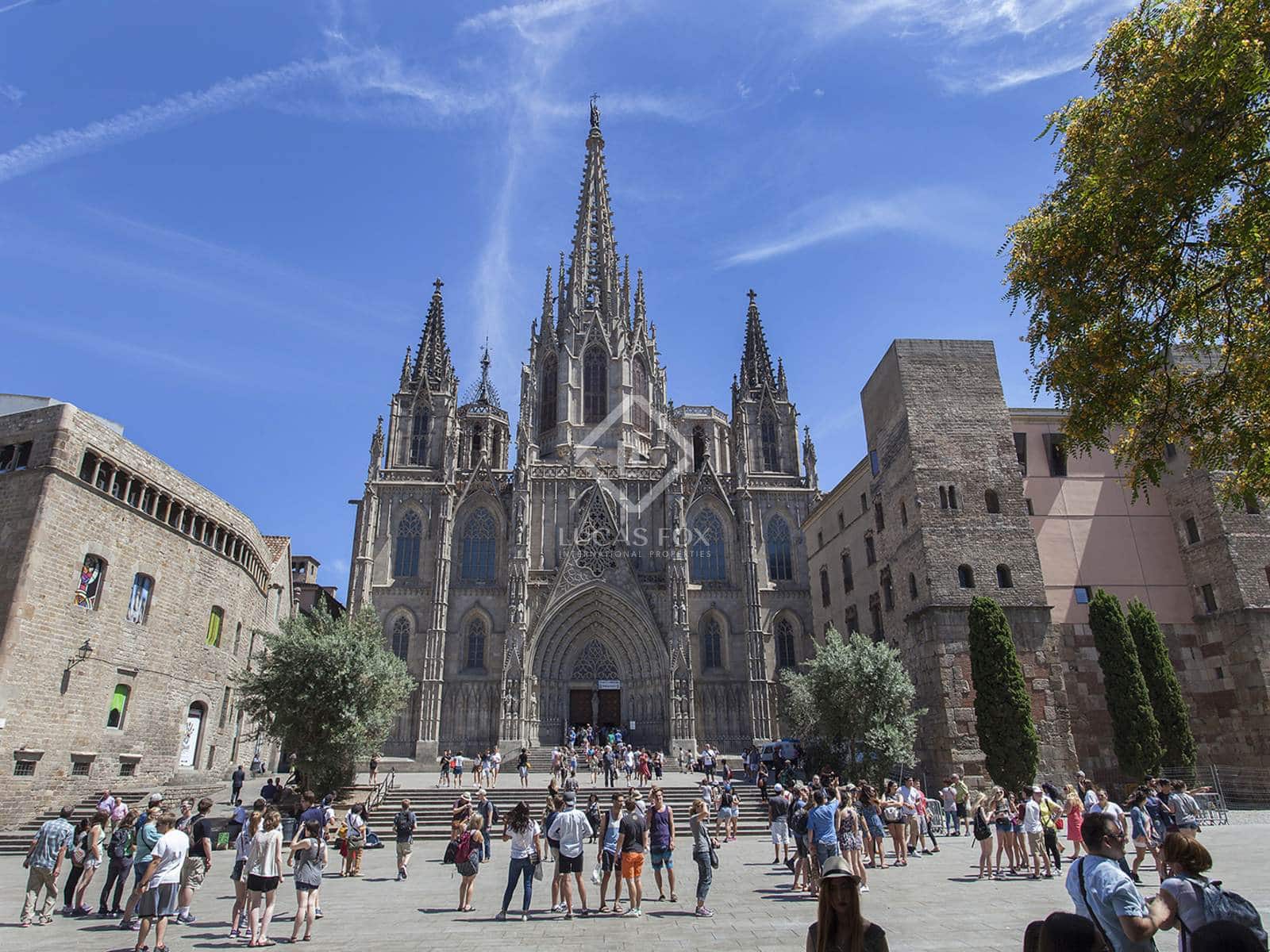 Appartement de 3 chambres à louer à Barcelone ville - 3 100 € (Ref: 7898733)