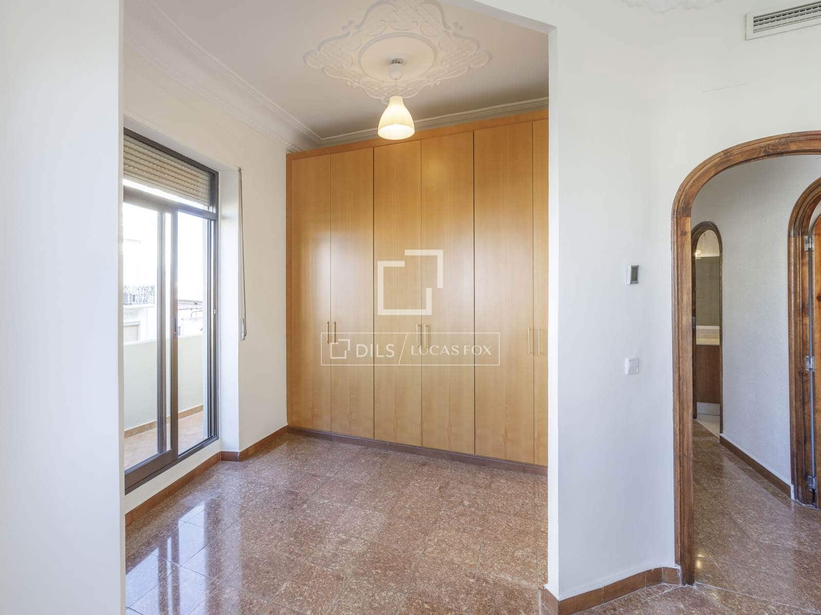Appartement de 4 chambres à louer à Valence ville - 2 200 € (Ref: 7898758)