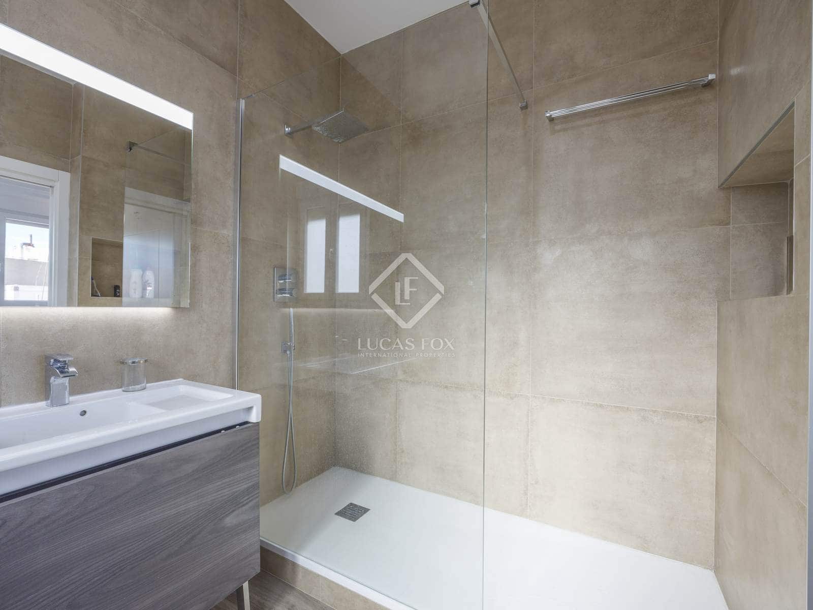 3 bedroom Penthouse for rent in Valencia city - € 2,695 (Ref: 7899009)