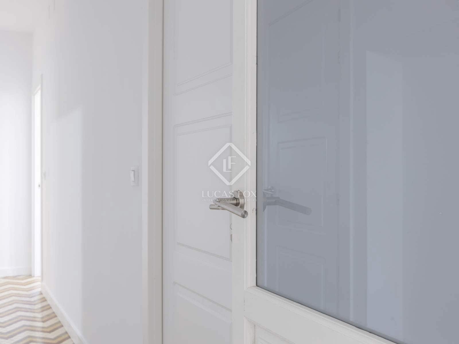 3 bedroom Penthouse for rent in Valencia city - € 2,695 (Ref: 7899009)