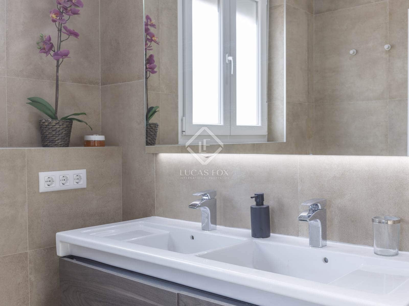 3 bedroom Penthouse for rent in Valencia city - € 2,695 (Ref: 7899009)