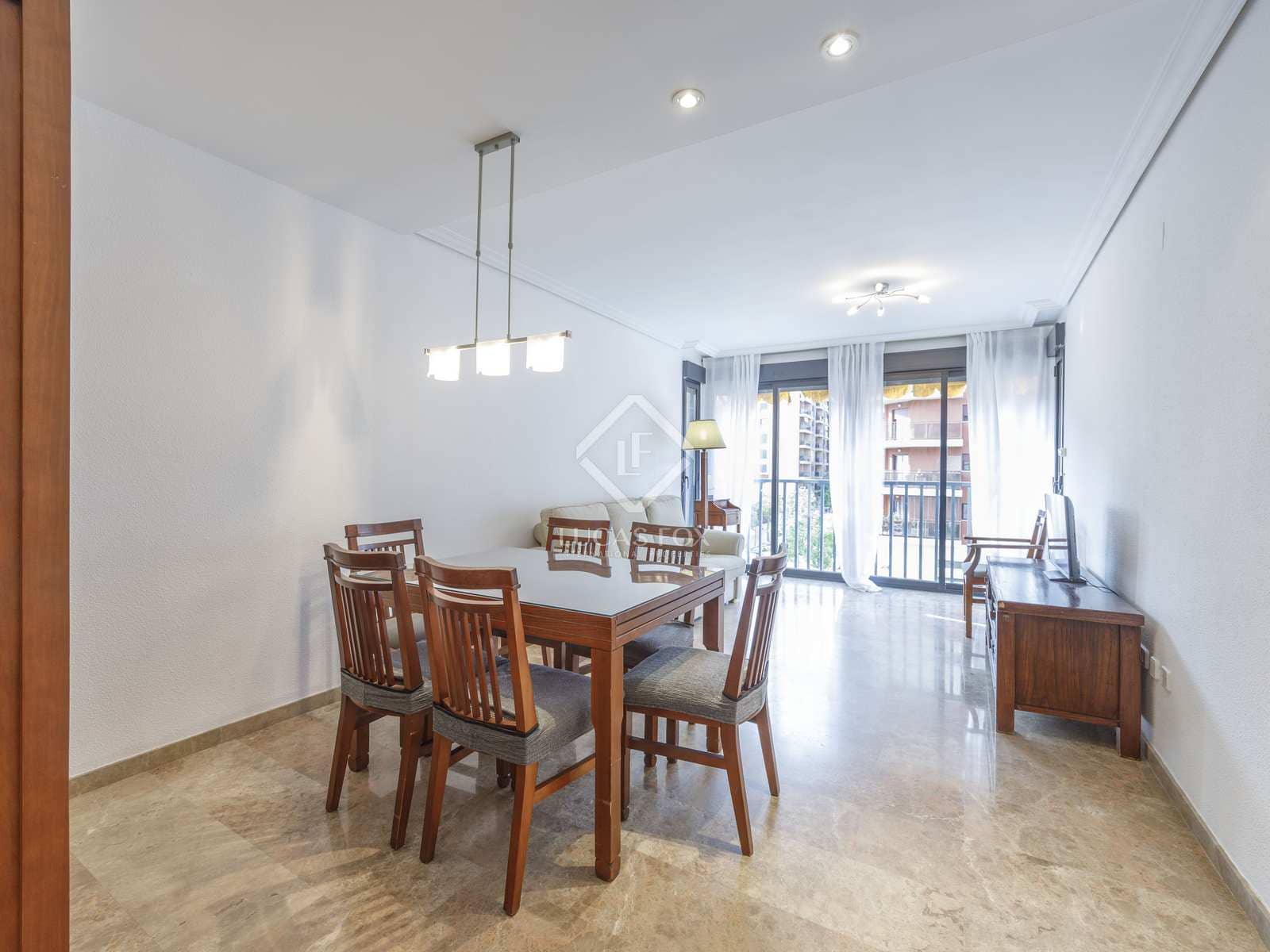 3 sypialnia Apartament do wynajęcia w Miasto Walencja z garażem - 1 700 € (Ref: 7899010)