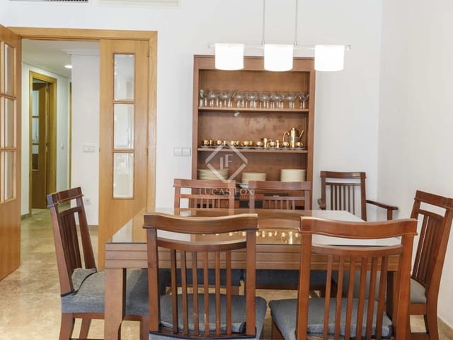 3 Zimmer Apartment zu vermieten in València Stadt mit Garage - 1.700 € (Ref: 7899010)