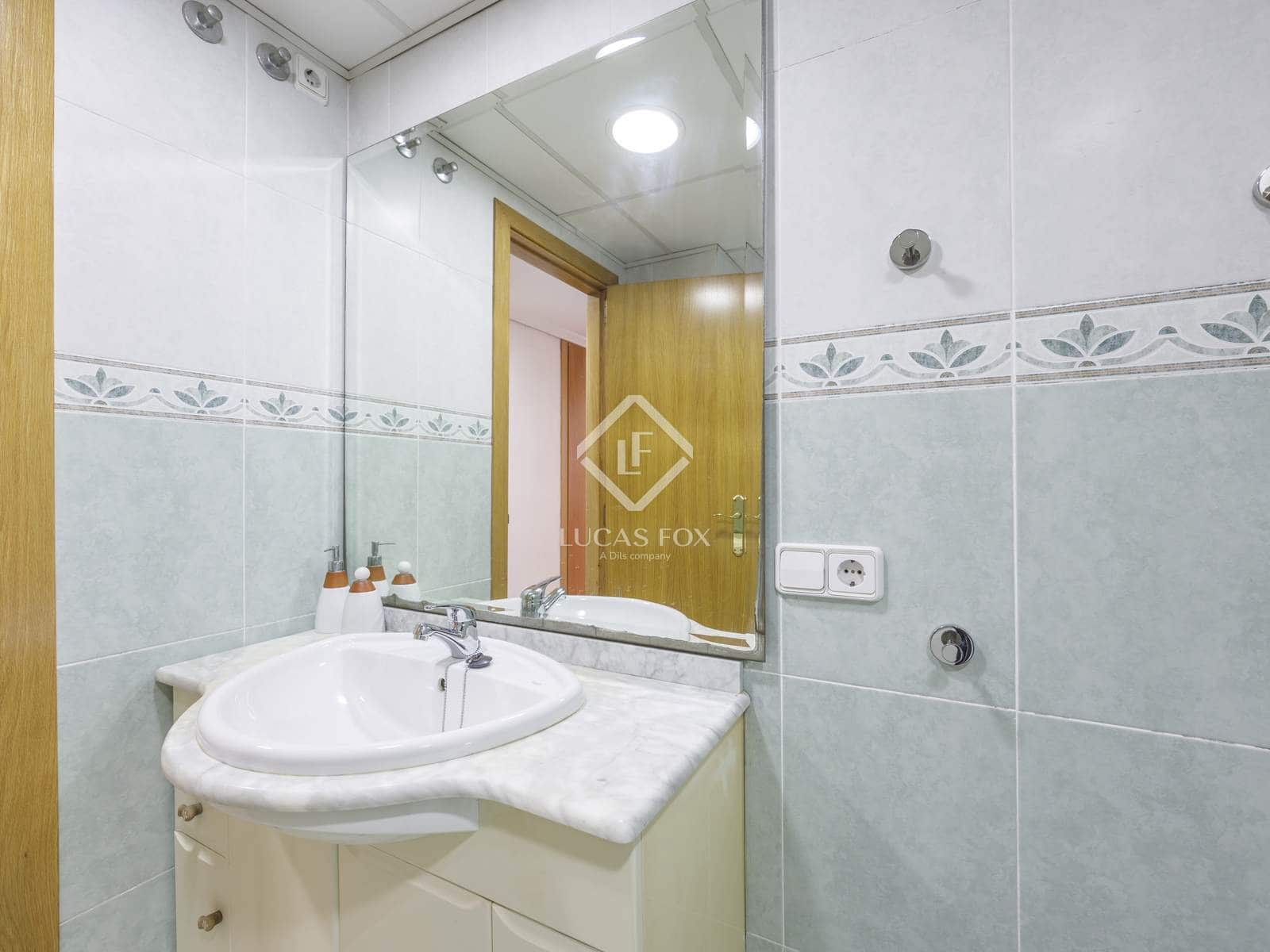 3 sypialnia Apartament do wynajęcia w Miasto Walencja z garażem - 1 700 € (Ref: 7899010)