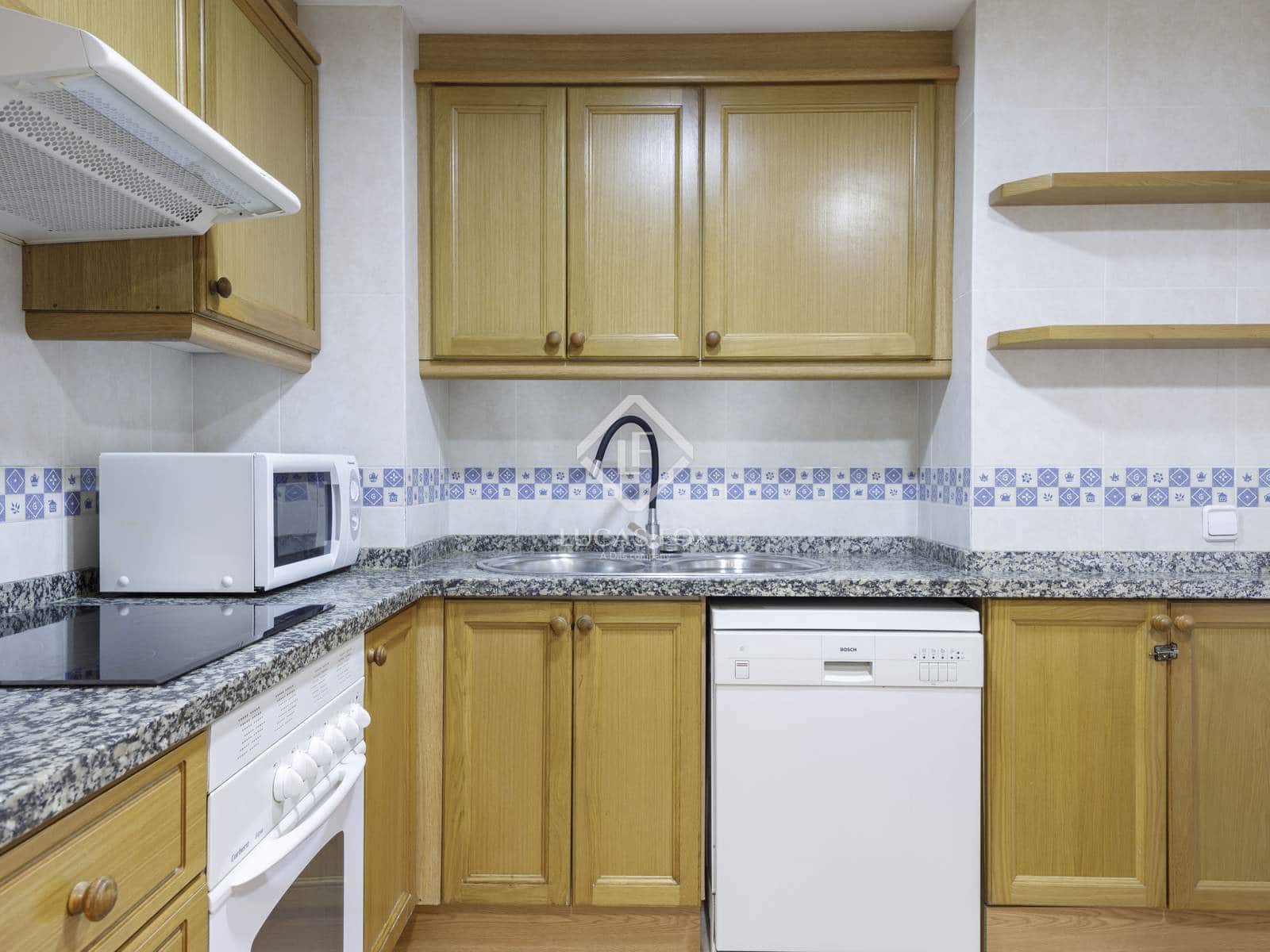 3 sypialnia Apartament do wynajęcia w Miasto Walencja z garażem - 1 700 € (Ref: 7899010)
