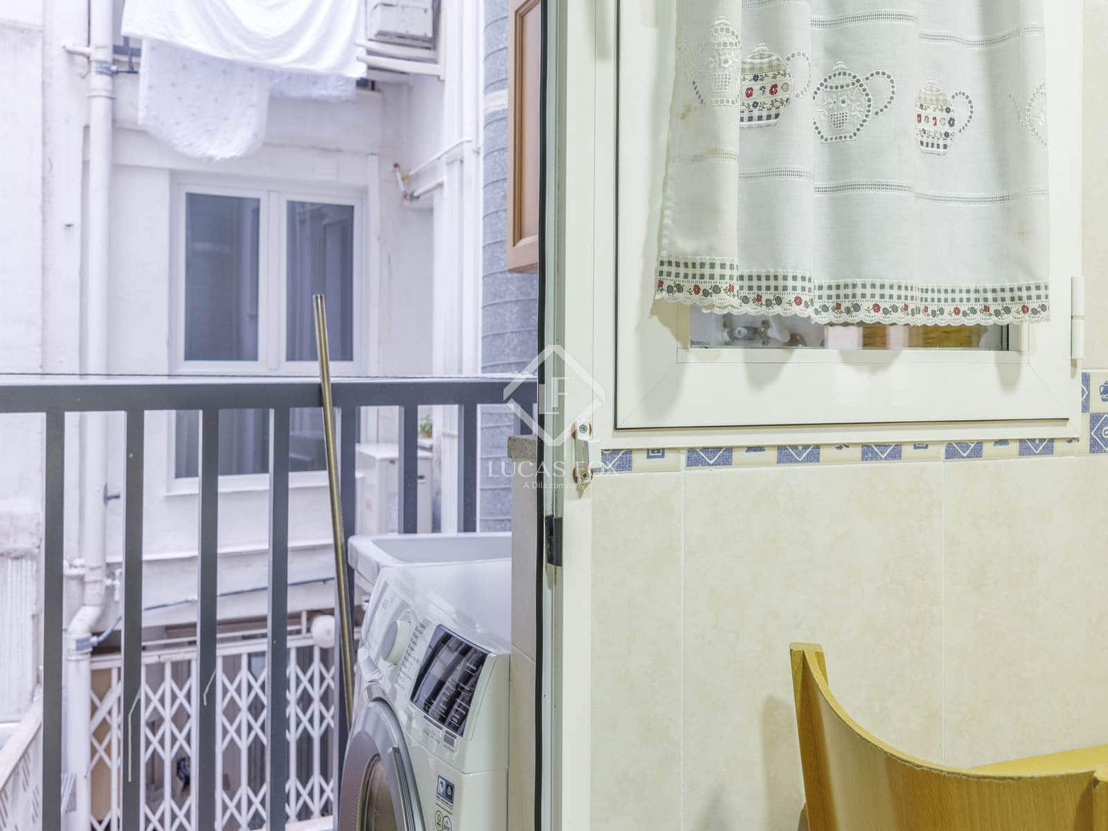 3 sypialnia Apartament do wynajęcia w Miasto Walencja z garażem - 1 700 € (Ref: 7899010)