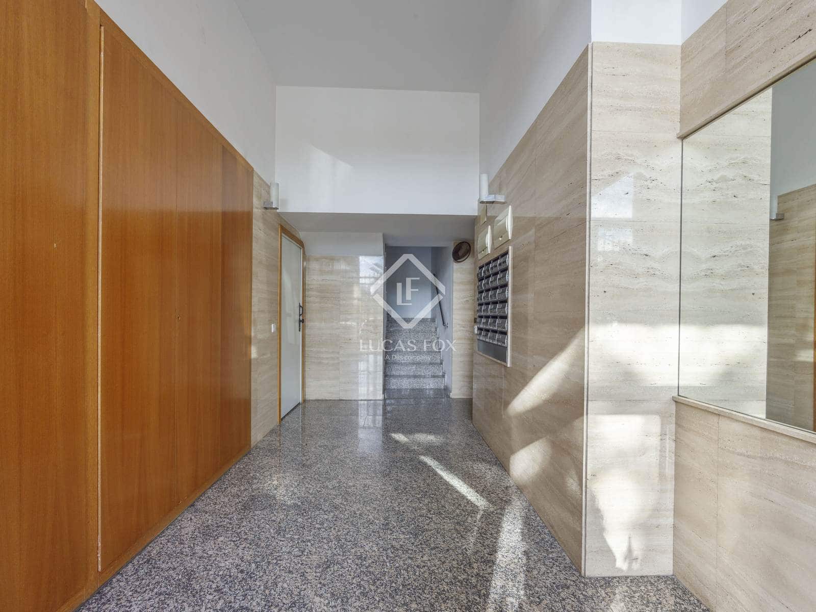 3 sypialnia Apartament do wynajęcia w Miasto Walencja z garażem - 1 700 € (Ref: 7899010)