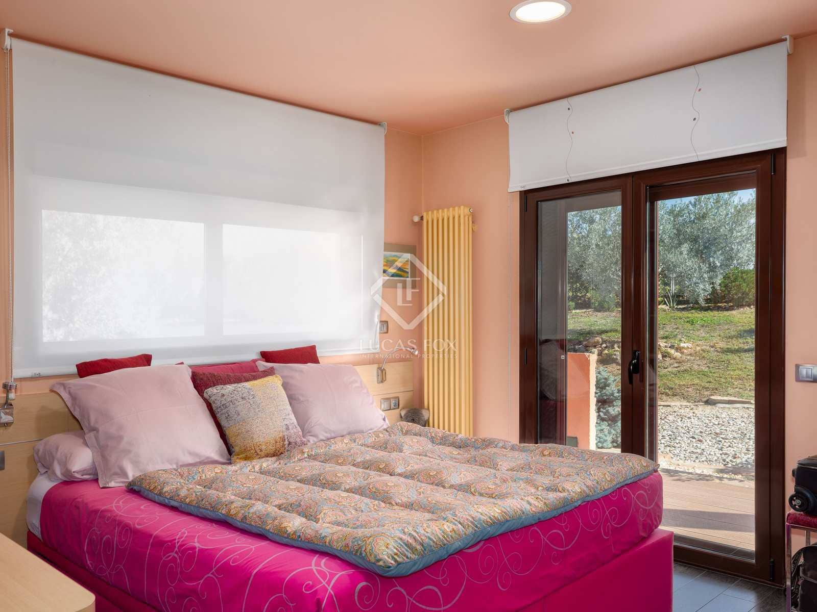 4 soveværelse Finca/Landehus til salg i Masarac med swimmingpool garage - € 975.000 (Ref: 7901465)