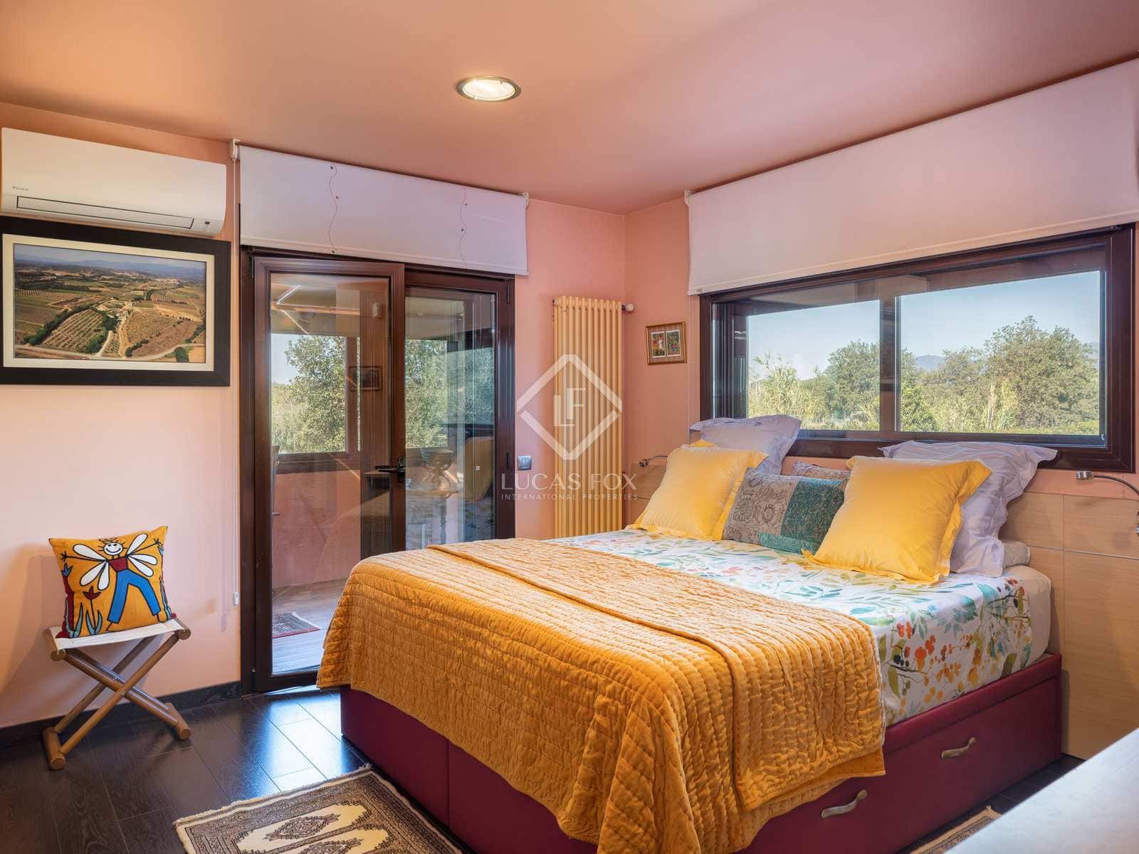 4 soveværelse Finca/Landehus til salg i Masarac med swimmingpool garage - € 975.000 (Ref: 7901465)