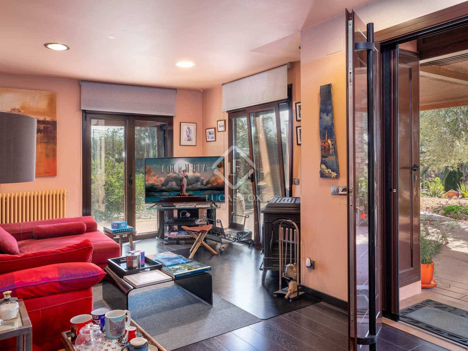 4 soveværelse Finca/Landehus til salg i Masarac med swimmingpool garage - € 975.000 (Ref: 7901465)