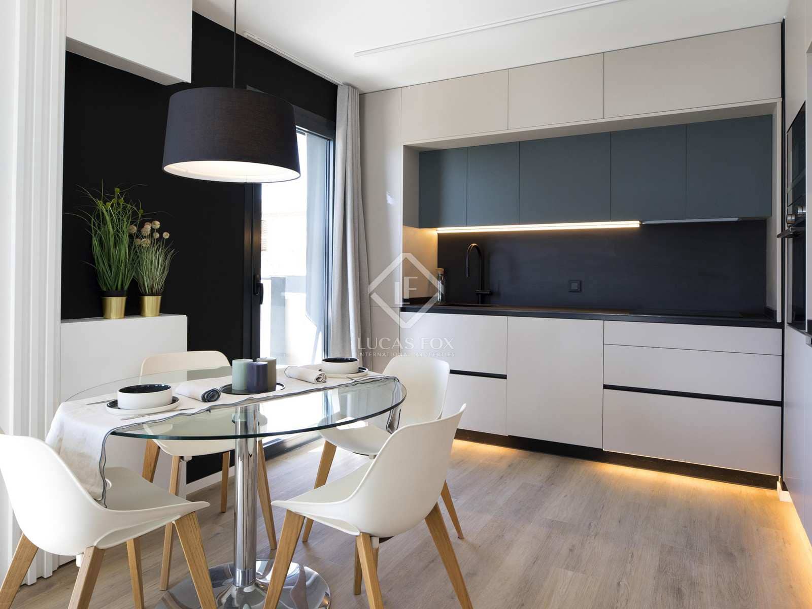 2 soveværelse Lejlighed til salg i Esplugues de Llobregat med swimmingpool garage - € 559.000 (Ref: 7901482)