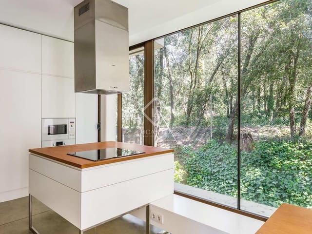 6 bedroom Villa for sale in Sant Cugat del Vallès with pool garage - € 2,900,000 (Ref: 7901485)