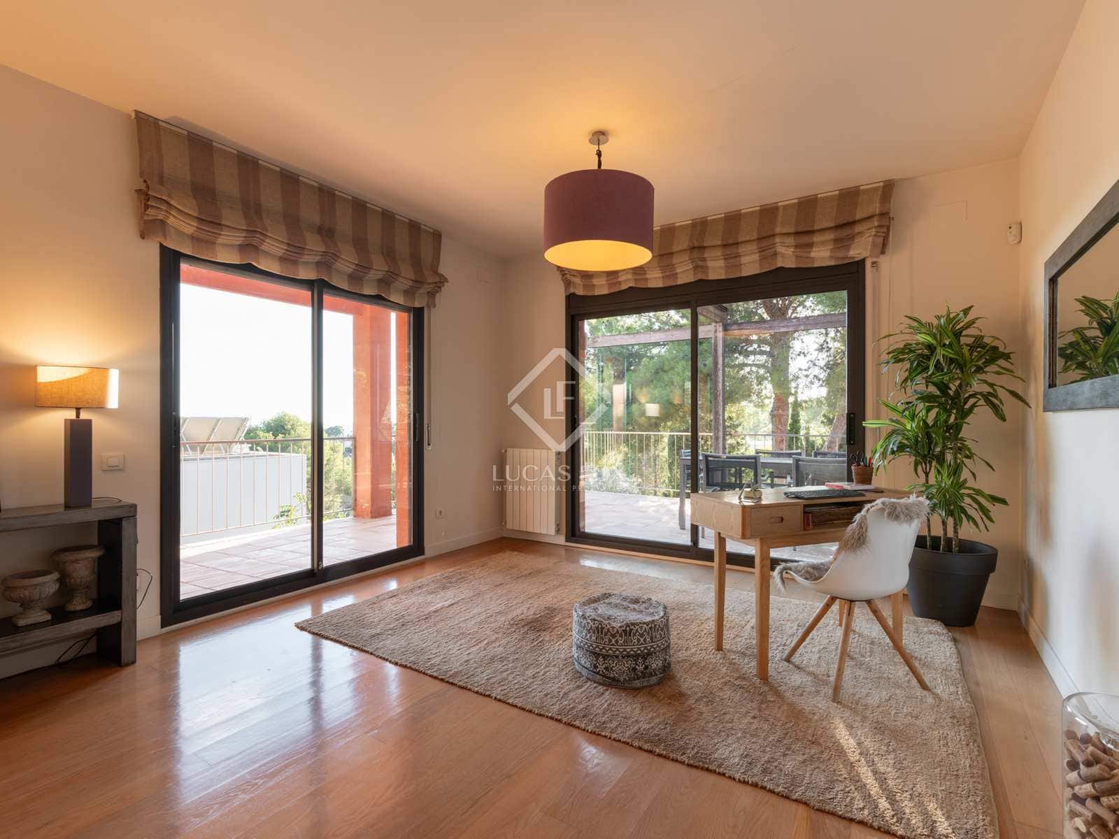 5 chambre Villa/Maison à vendre à Castelldefels avec piscine garage - 1 595 000 € (Ref: 7904293)