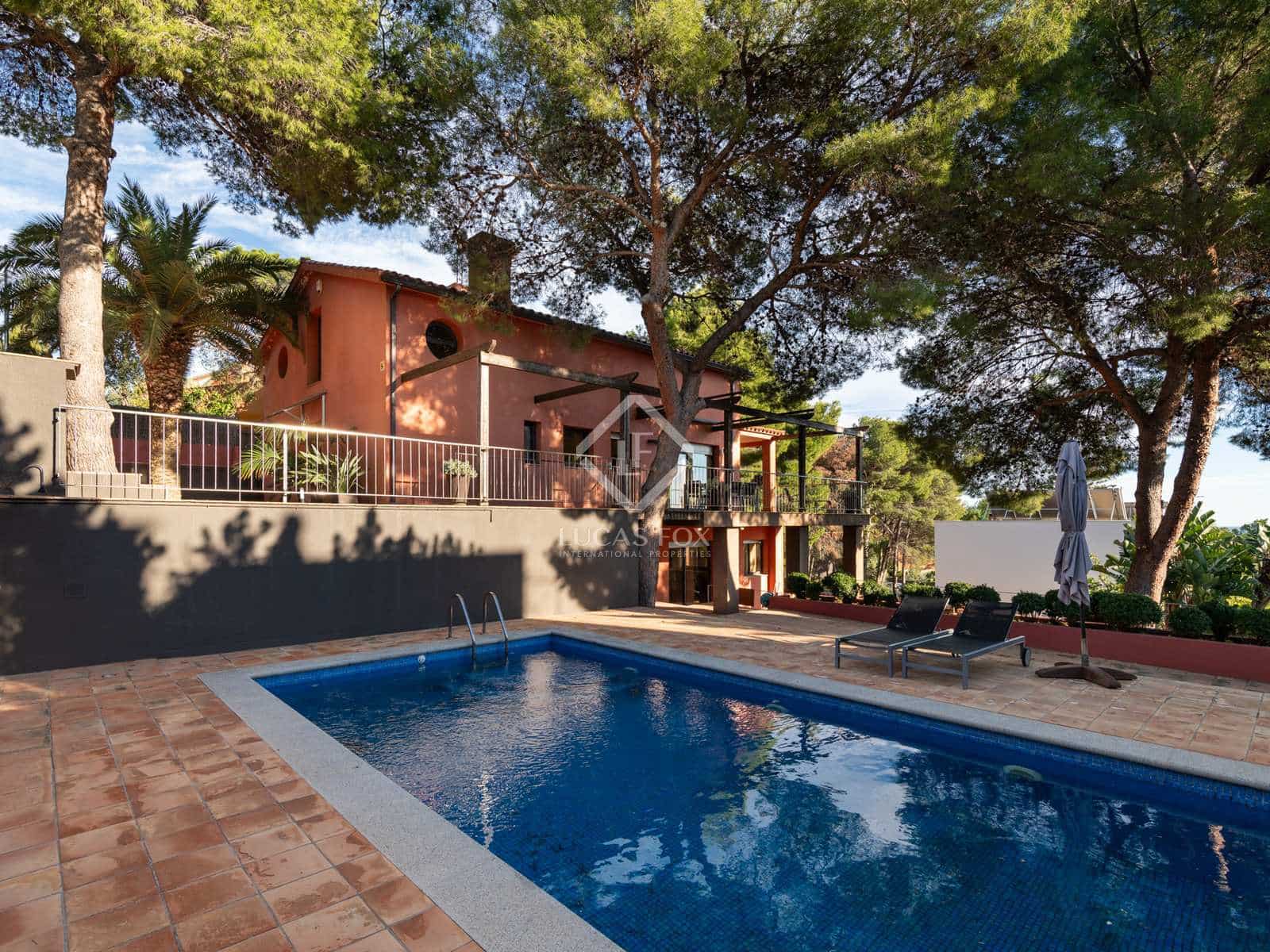 5 chambre Villa/Maison à vendre à Castelldefels avec piscine garage - 1 595 000 € (Ref: 7904293)