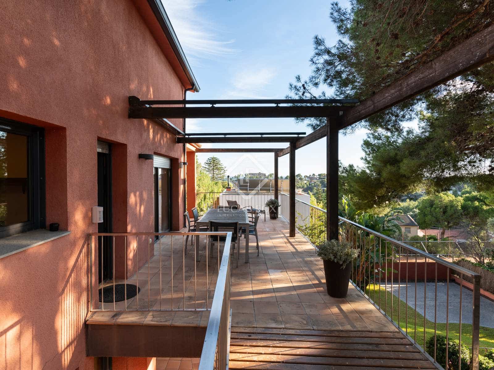 5 chambre Villa/Maison à vendre à Castelldefels avec piscine garage - 1 595 000 € (Ref: 7904293)