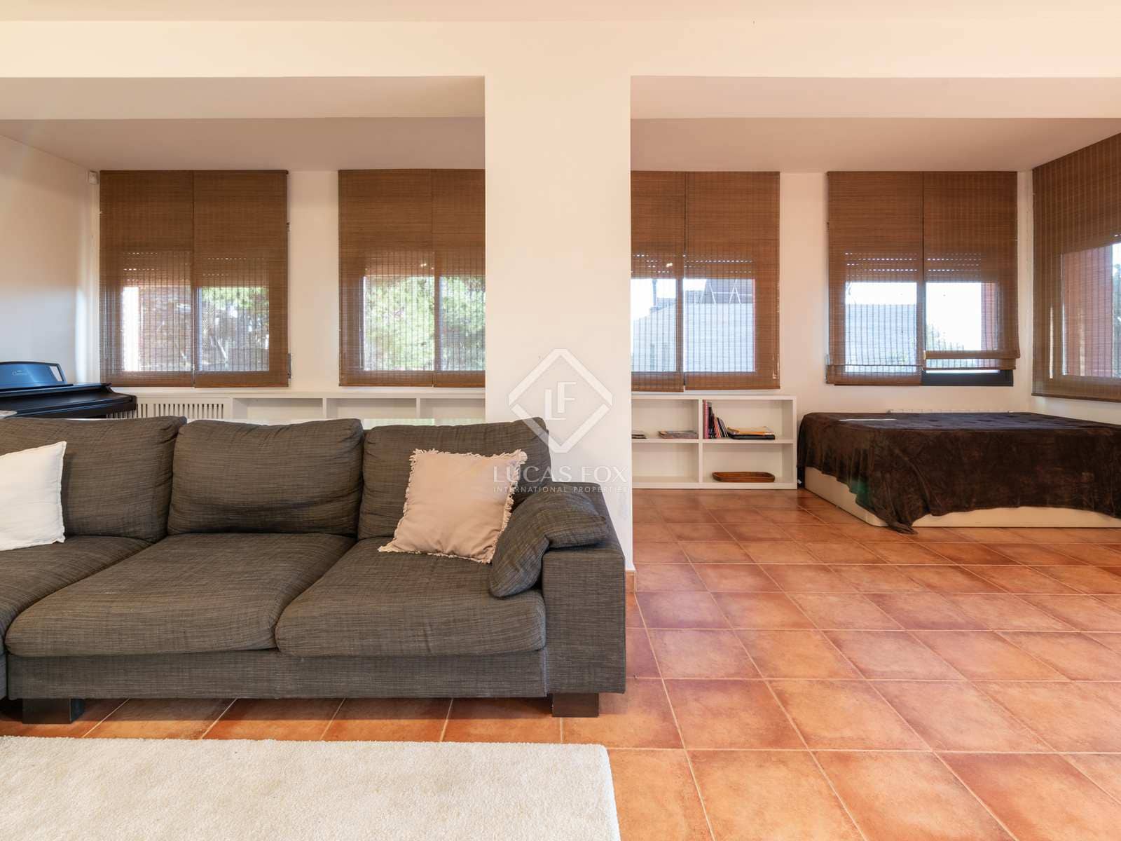 5 chambre Villa/Maison à vendre à Castelldefels avec piscine garage - 1 595 000 € (Ref: 7904293)