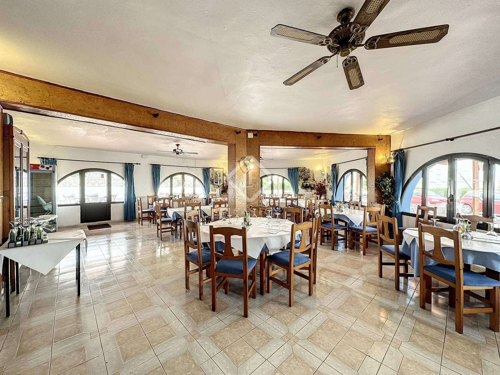 3 soverom Villa til salgs i Alayor / Alaior med svømmebasseng - € 2 800 000 (Ref: 7911239)