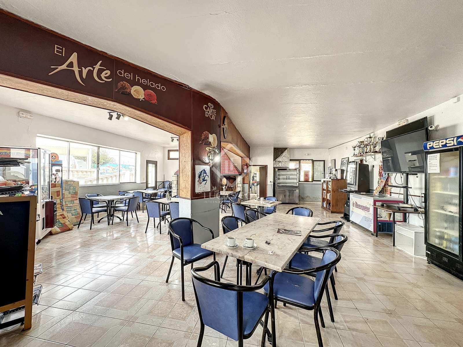 3 soverom Villa til salgs i Alayor / Alaior med svømmebasseng - € 2 800 000 (Ref: 7911239)