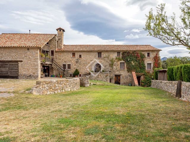 14 sypialnia Finka/Dom wiejski na sprzedaż w Sales de Llierca z basenem - 1 500 000 € (Ref: 7917915)