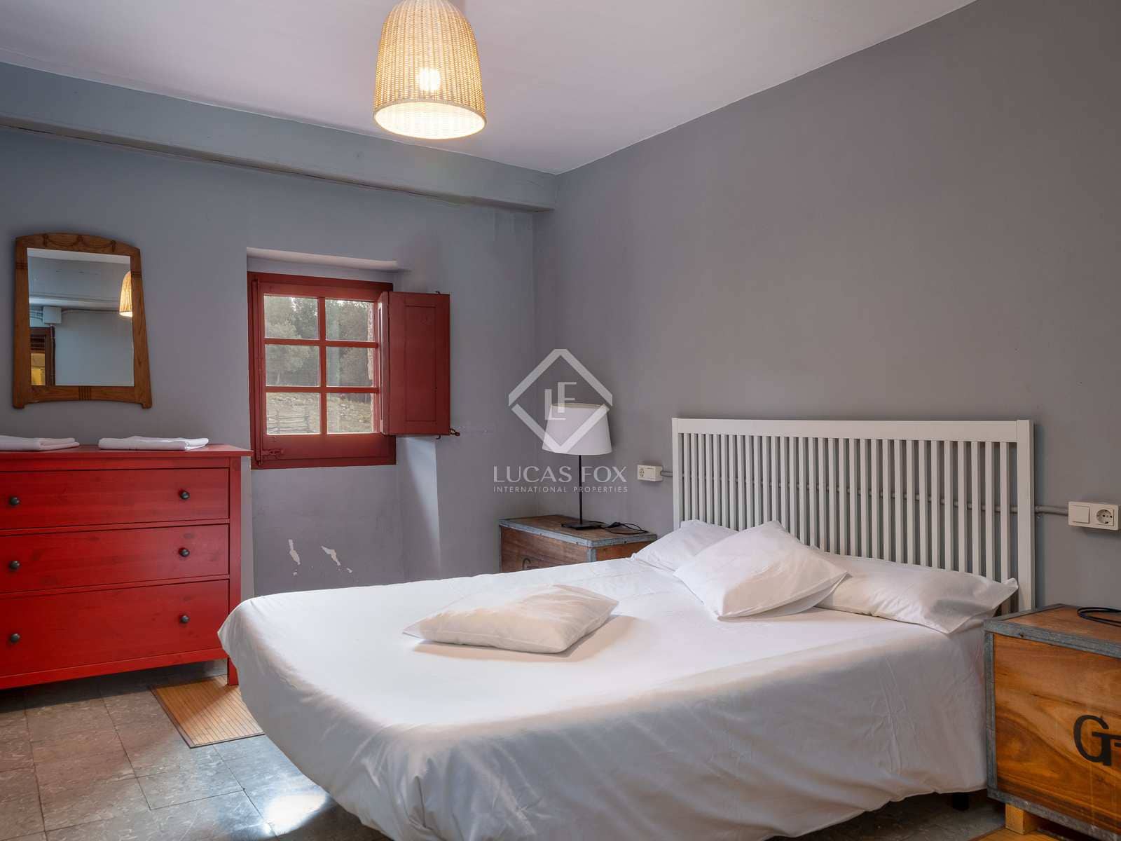 14 soveværelse Finca/Landehus til salg i Sales de Llierca med swimmingpool - € 1.500.000 (Ref: 7917915)