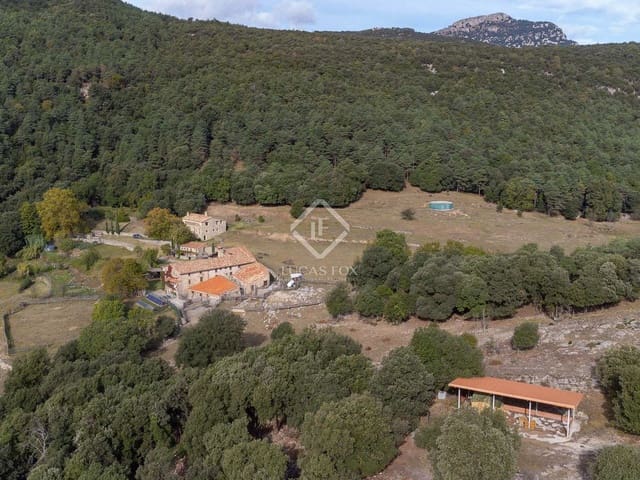 14 sypialnia Finka/Dom wiejski na sprzedaż w Sales de Llierca z basenem - 1 500 000 € (Ref: 7917915)