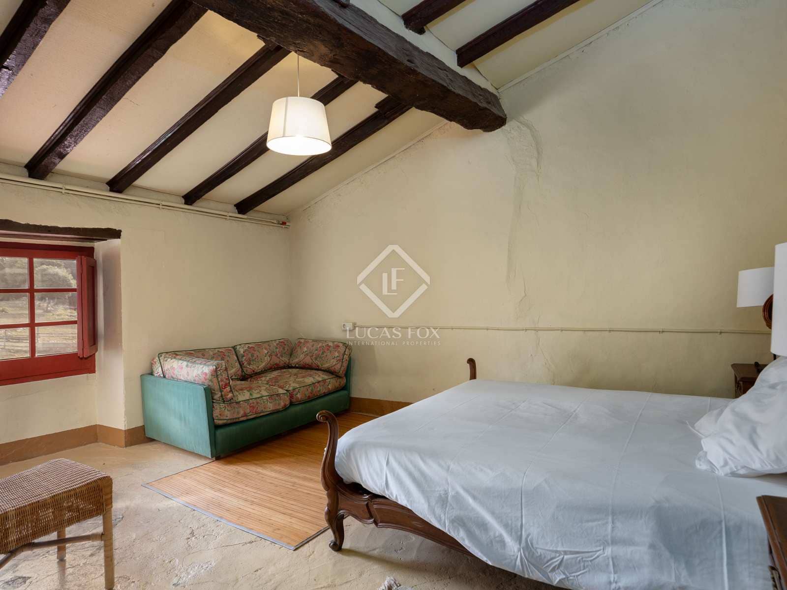 14 soveværelse Finca/Landehus til salg i Sales de Llierca med swimmingpool - € 1.500.000 (Ref: 7917915)