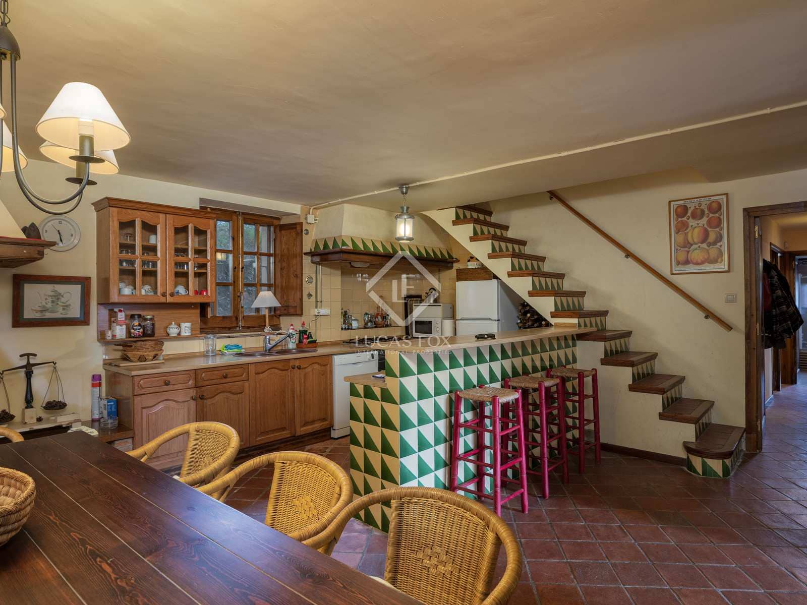 14 soveværelse Finca/Landehus til salg i Sales de Llierca med swimmingpool - € 1.500.000 (Ref: 7917915)