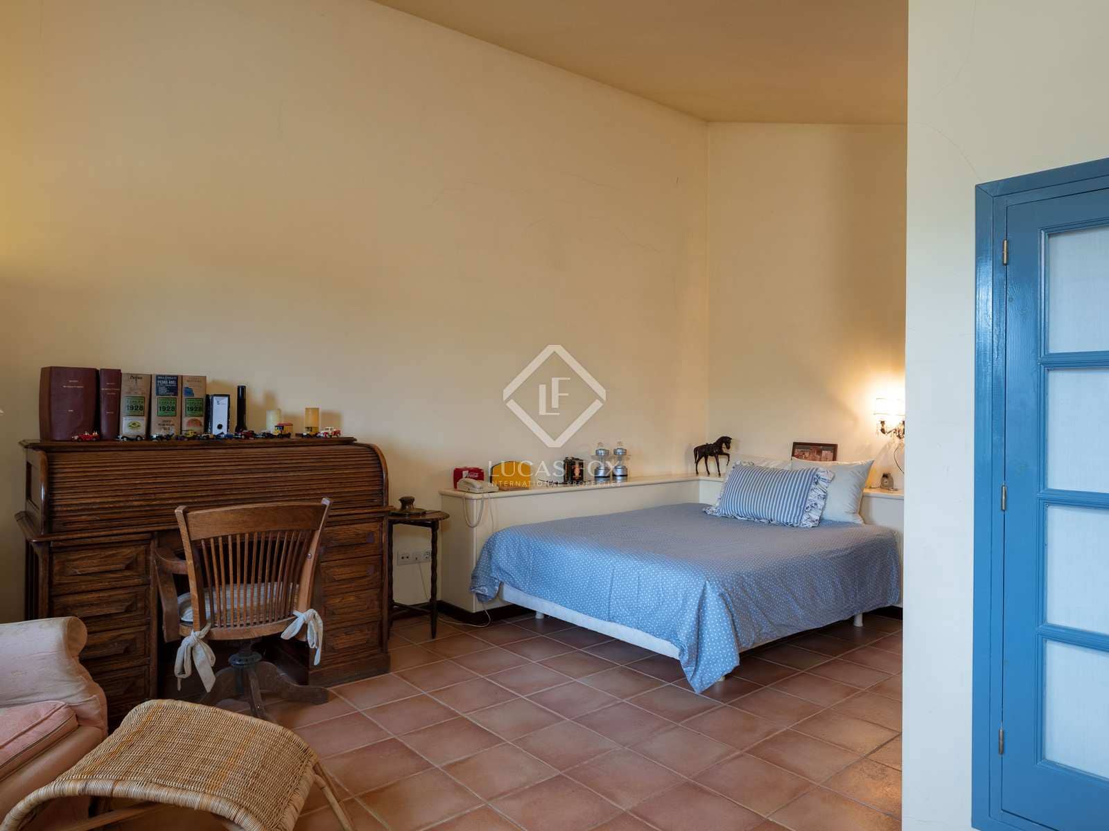 14 soveværelse Finca/Landehus til salg i Sales de Llierca med swimmingpool - € 1.500.000 (Ref: 7917915)