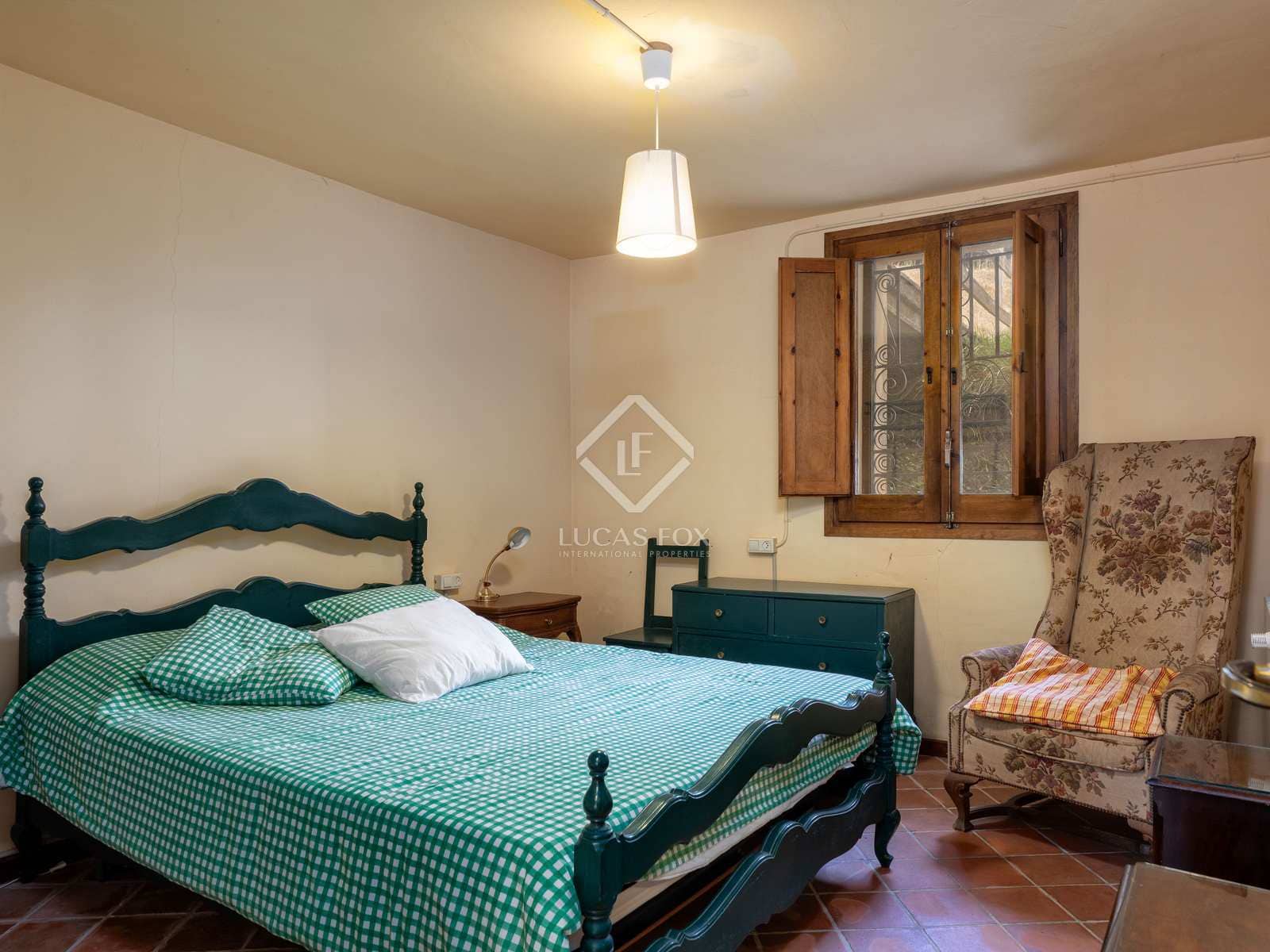 14 soveværelse Finca/Landehus til salg i Sales de Llierca med swimmingpool - € 1.500.000 (Ref: 7917915)