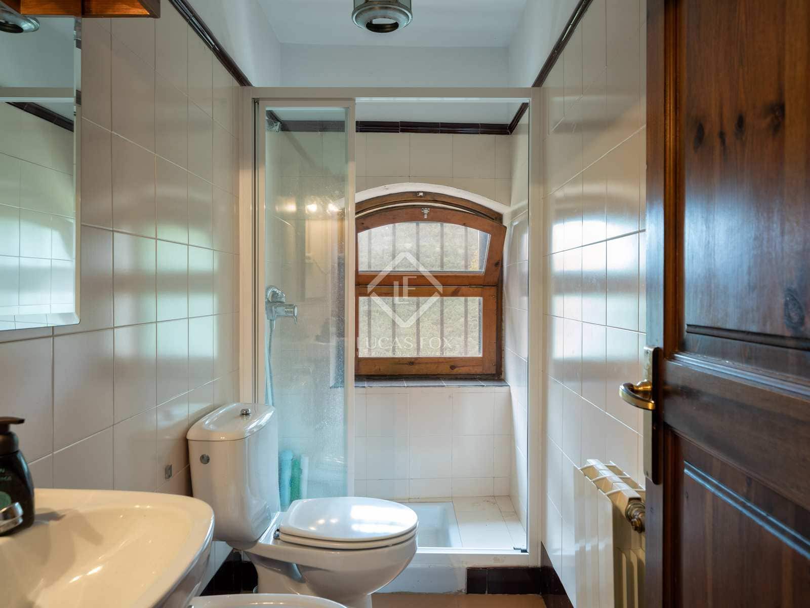 14 soveværelse Finca/Landehus til salg i Sales de Llierca med swimmingpool - € 1.500.000 (Ref: 7917915)