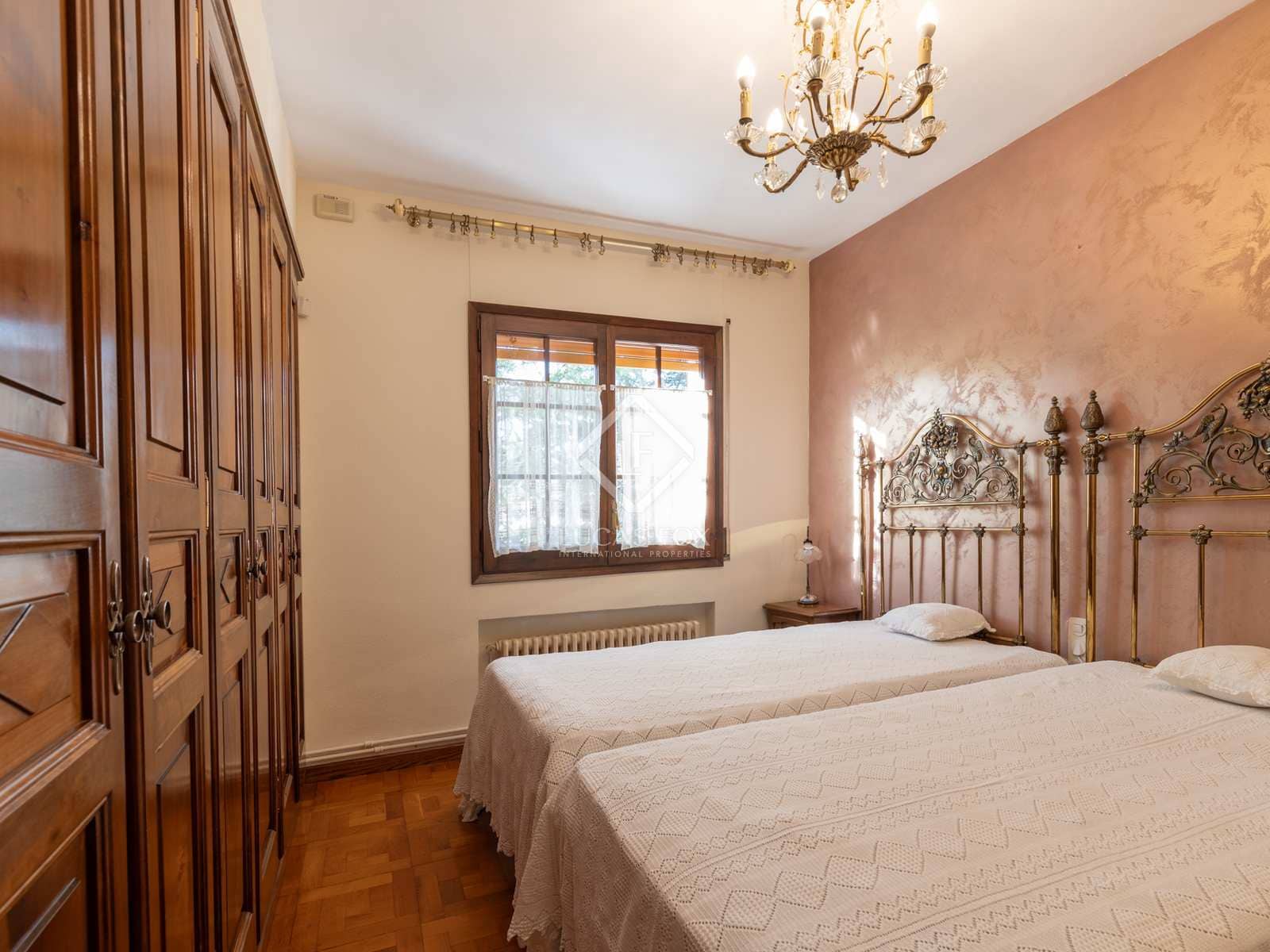 Villa/Maison de 6 chambres à louer à Sant Cugat del Valles avec piscine garage - 3 900 € (Ref: 7917920)