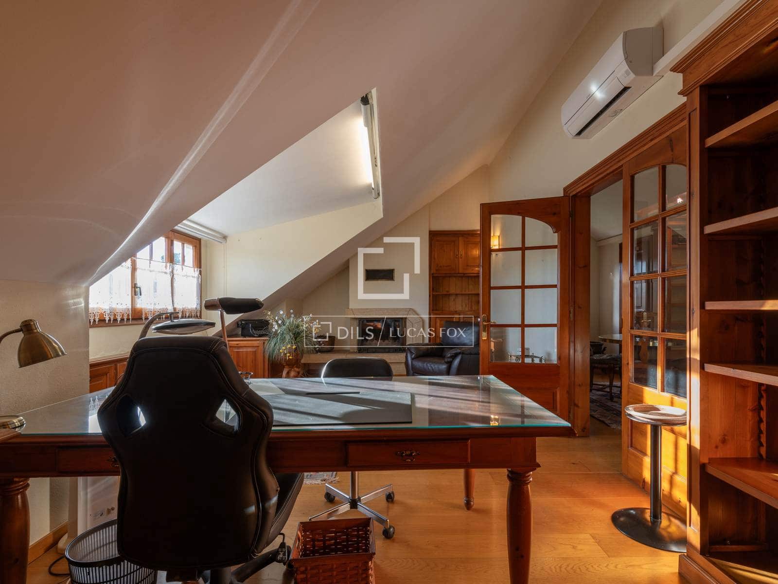 Villa/Maison de 6 chambres à louer à Sant Cugat del Valles avec piscine garage - 3 900 € (Ref: 7917920)