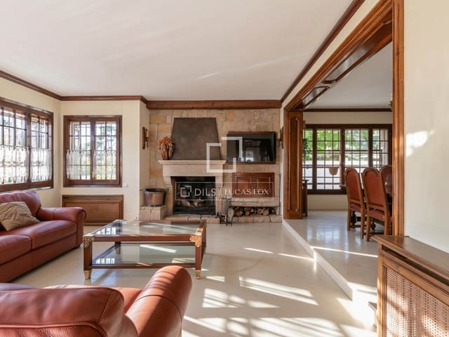 Villa/Maison de 6 chambres à louer à Sant Cugat del Vallès avec piscine garage - 3 900 € (Ref: 7917920)