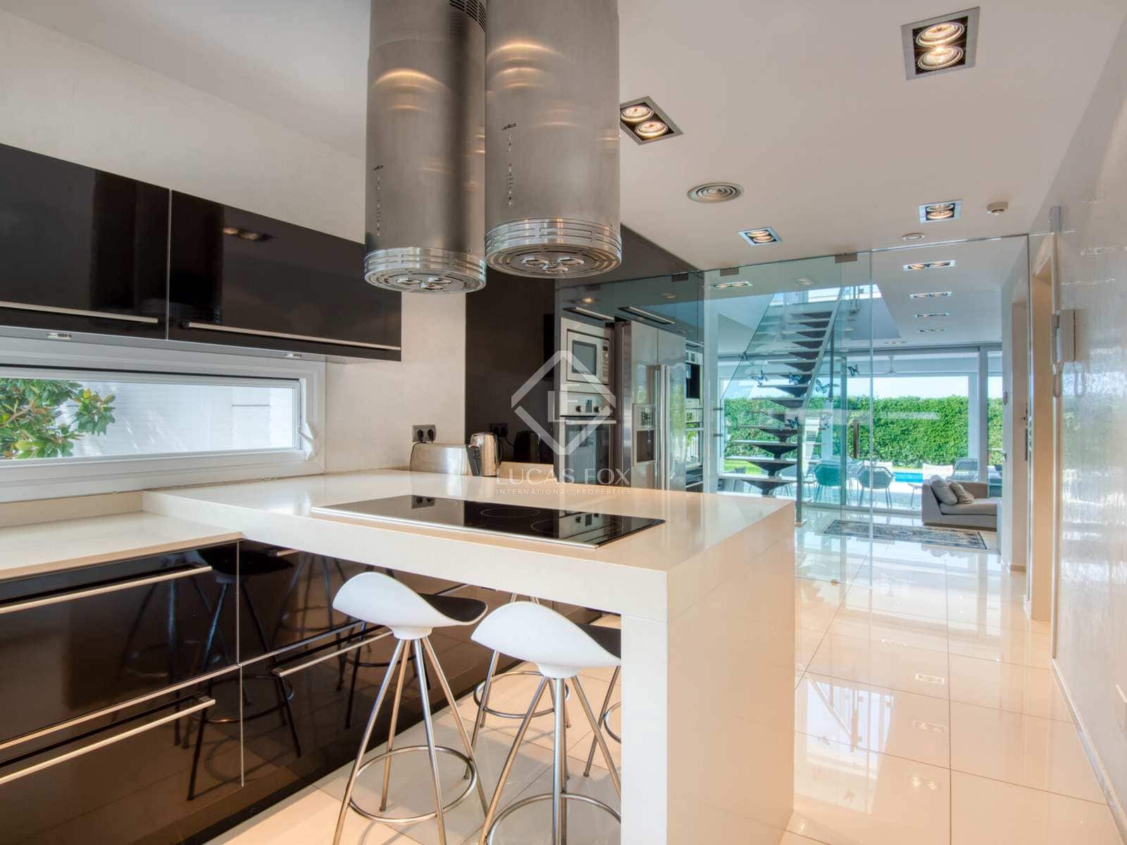 4 soveværelse Villa til salg i S'Agaro med swimmingpool garage - € 2.650.000 (Ref: 7921577)