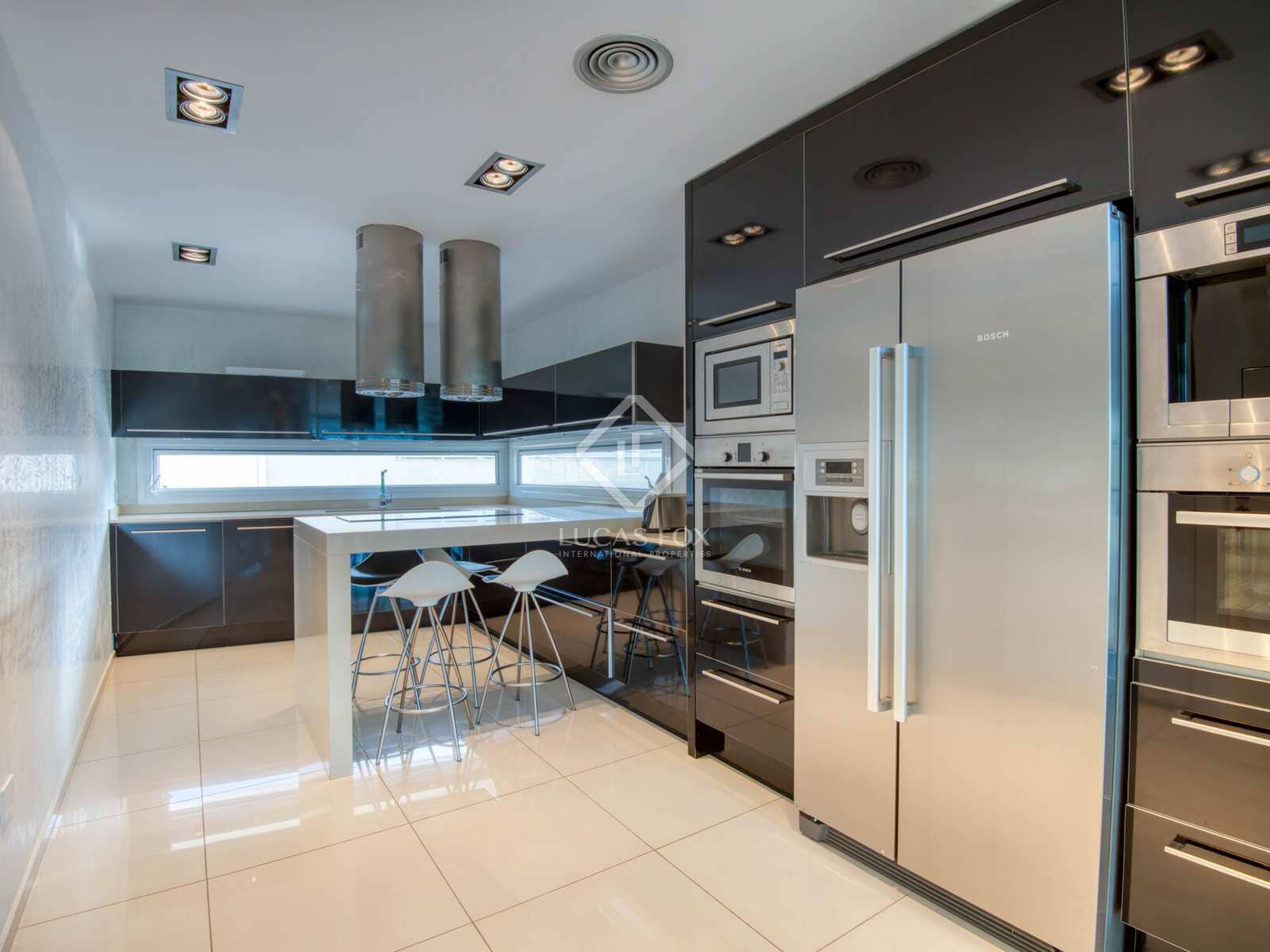 4 soveværelse Villa til salg i S'Agaro med swimmingpool garage - € 2.650.000 (Ref: 7921577)