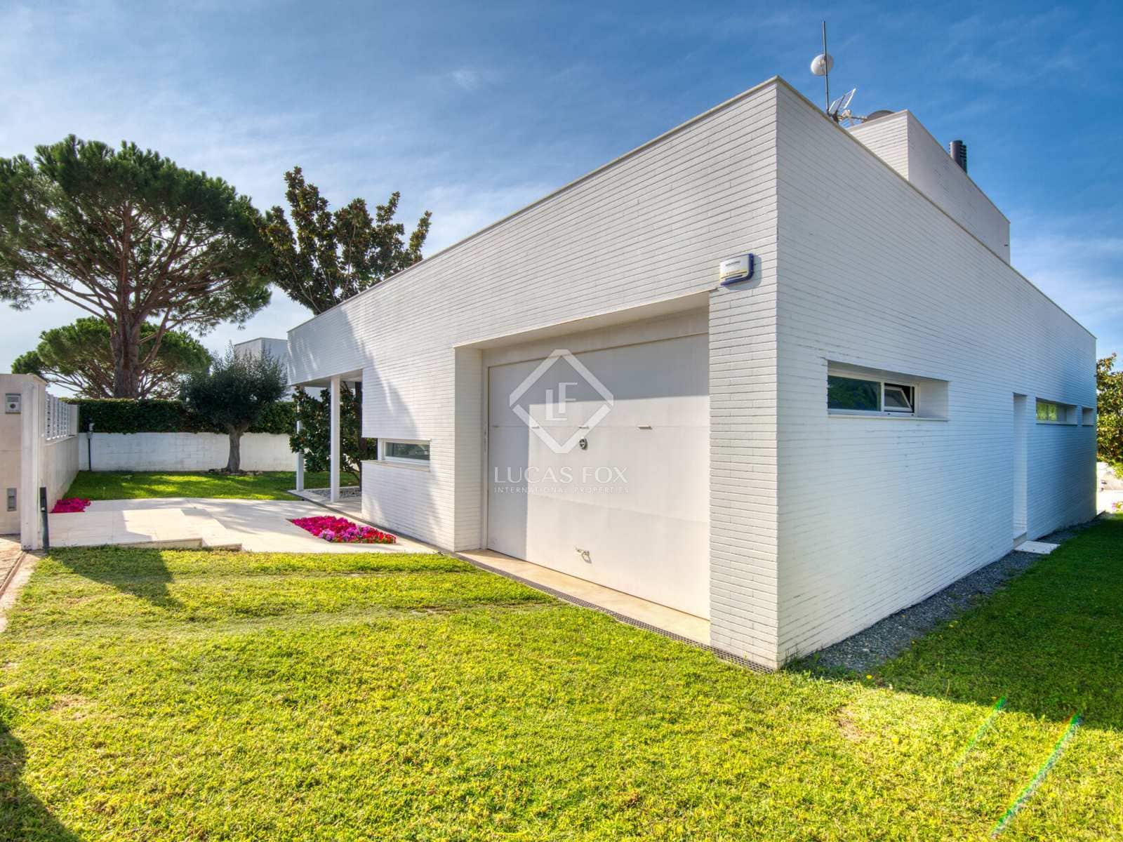 4 soveværelse Villa til salg i S'Agaro med swimmingpool garage - € 2.650.000 (Ref: 7921577)