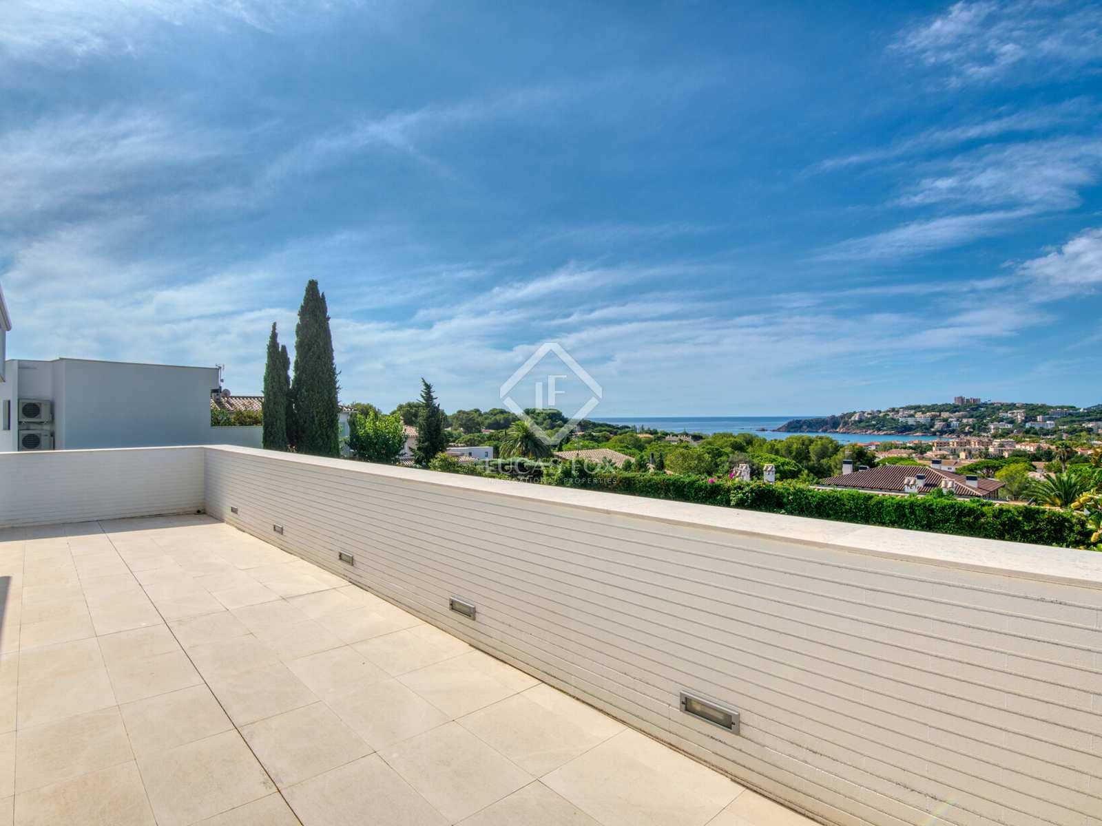 4 soveværelse Villa til salg i S'Agaro med swimmingpool garage - € 2.650.000 (Ref: 7921577)