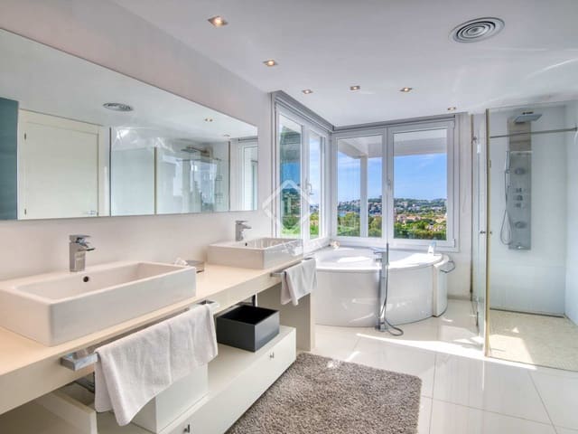 4 chambre Villa/Maison à vendre à S'Agaro, Castell-Platja d'Aro avec piscine garage - 2 650 000 € (Ref: 7921577)