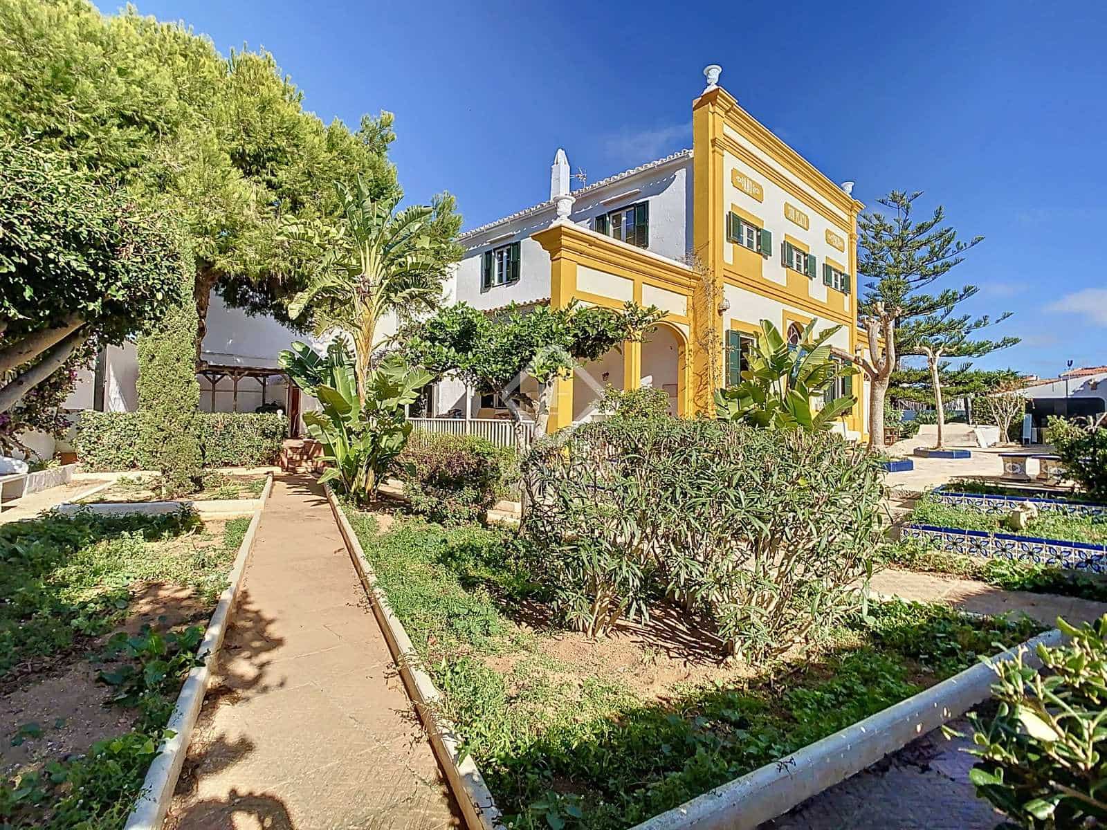 5 soveværelse Villa til salg i San Luis / Sant Lluis med swimmingpool garage - € 1.490.000 (Ref: 7927647)