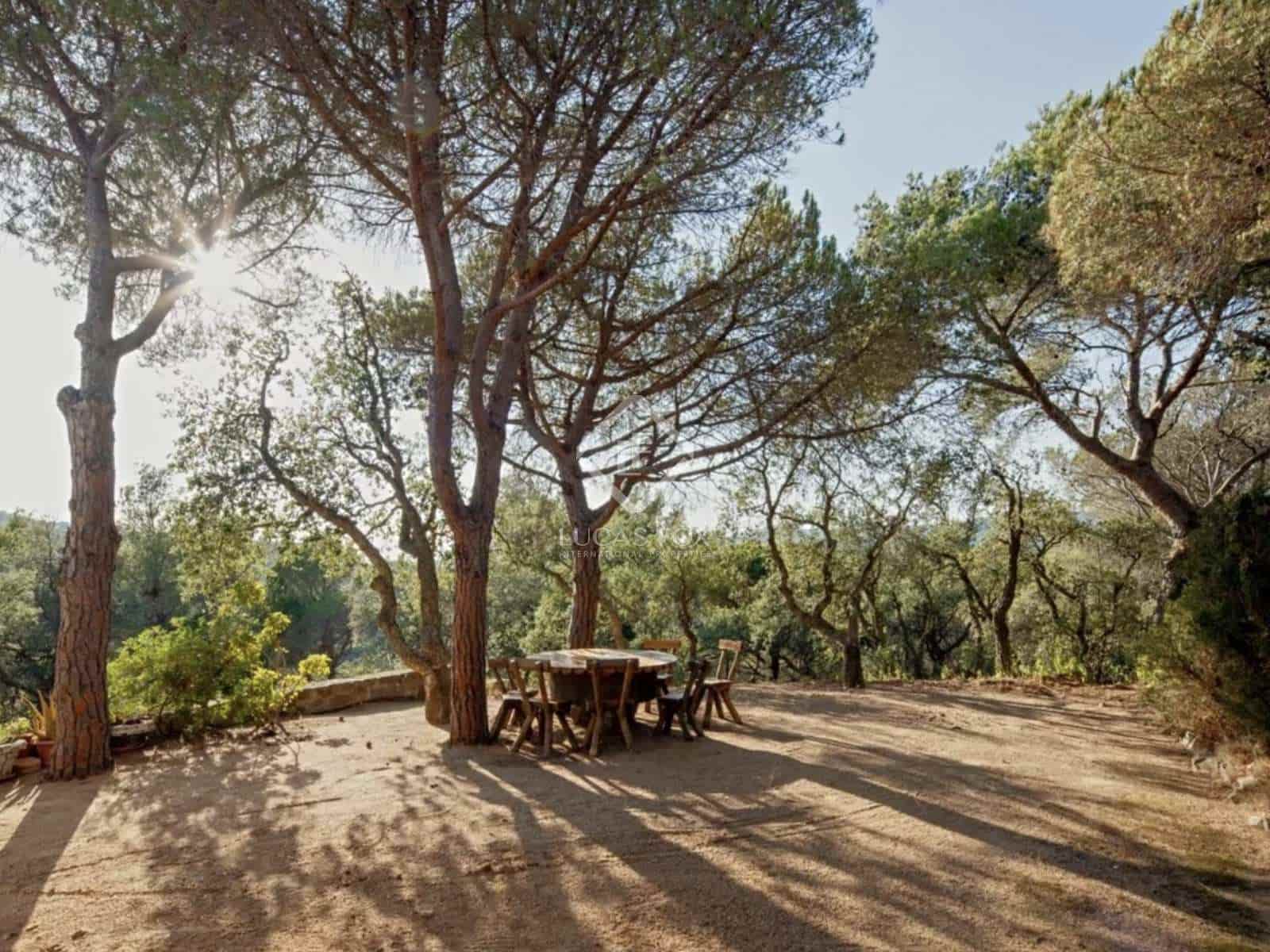 5 makuuhuone Huvila myytävänä paikassa Castell-Platja d'Aro mukana uima-altaan 
autotalli - 845 000 € (Ref: 7927652)