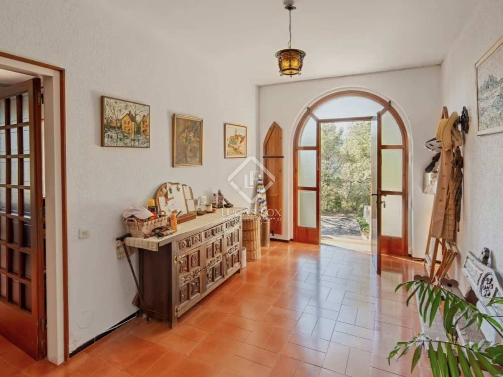 5 makuuhuone Huvila myytävänä paikassa Castell-Platja d'Aro mukana uima-altaan 
autotalli - 845 000 € (Ref: 7927652)