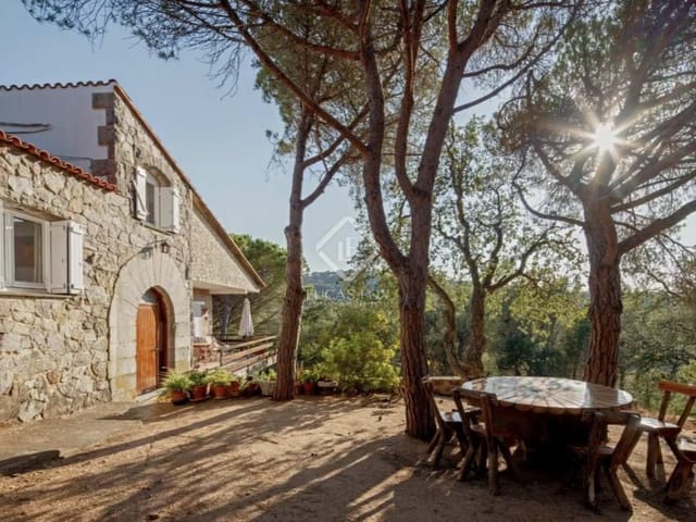 5 Zimmer Villa zu verkaufen in Castell-Platja d'Aro mit Pool Garage - 845.000 € (Ref: 7927652)