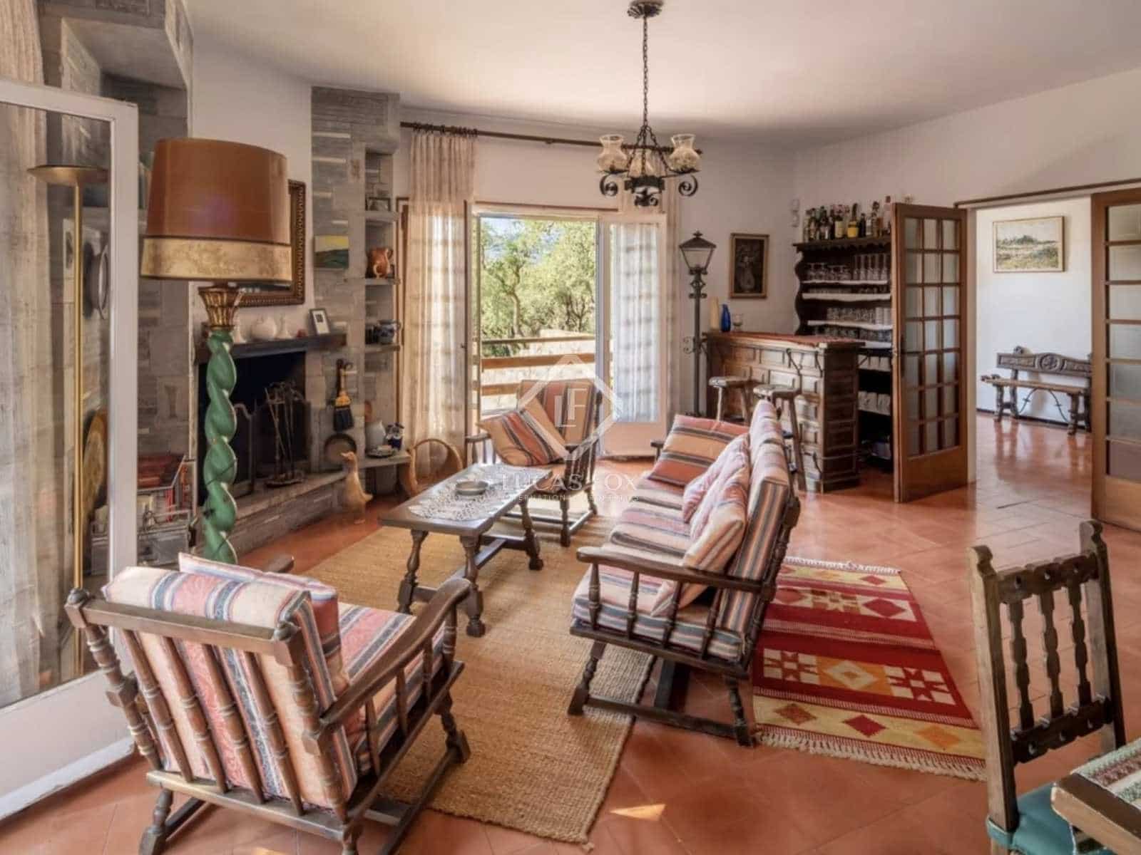 5 makuuhuone Huvila myytävänä paikassa Castell-Platja d'Aro mukana uima-altaan 
autotalli - 845 000 € (Ref: 7927652)