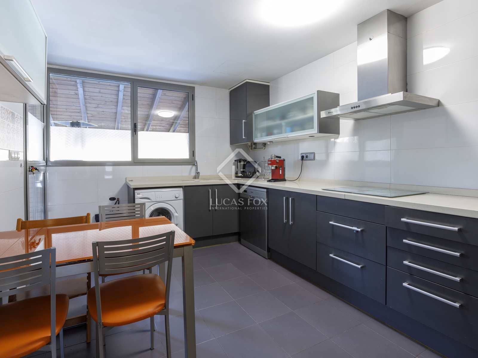 4 soveværelse Villa til leje i San Antonio de Benageber med swimmingpool garage - € 2.400 (Ref: 7932805)