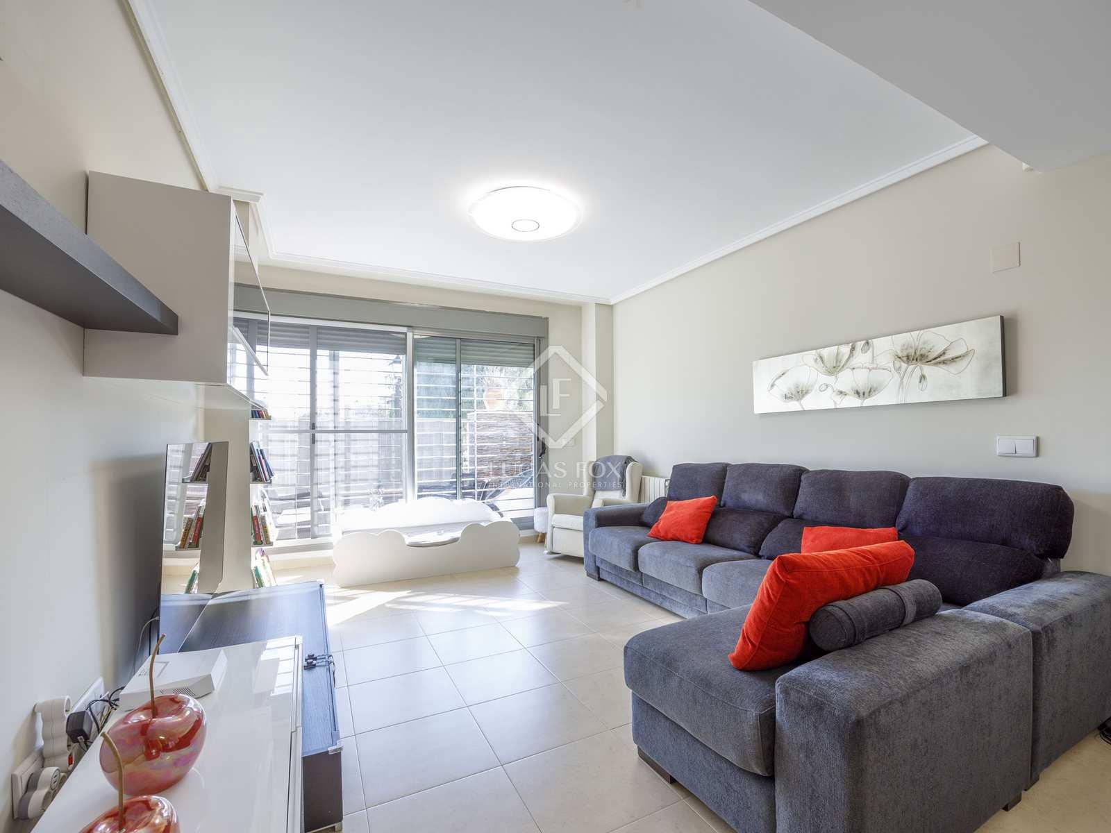 4 soveværelse Villa til leje i San Antonio de Benageber med swimmingpool garage - € 2.400 (Ref: 7932805)