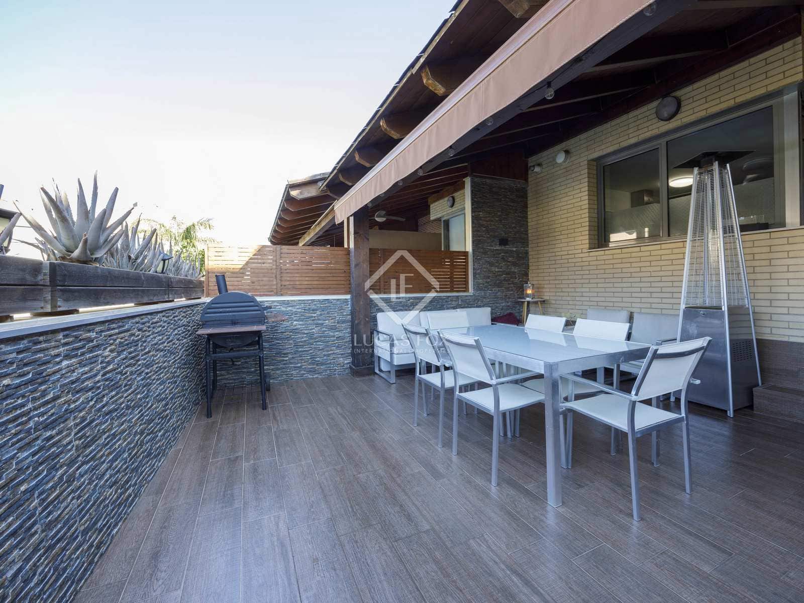 4 soveværelse Villa til leje i San Antonio de Benageber med swimmingpool garage - € 2.400 (Ref: 7932805)